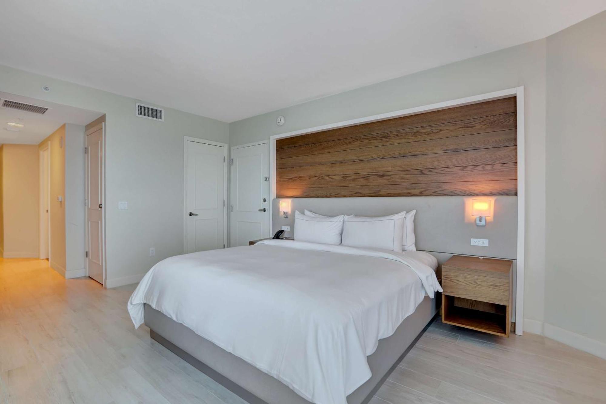 Beach House Fort Lauderdale, A Hilton Resort Exterior photo