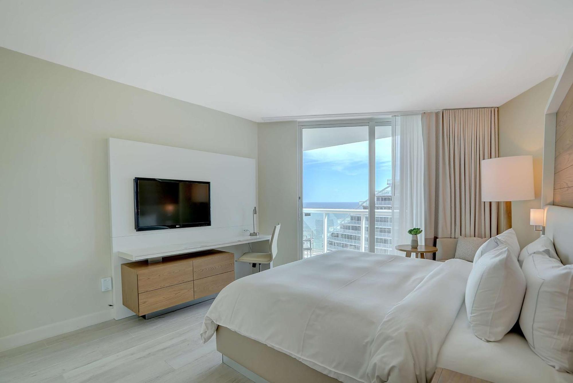 Beach House Fort Lauderdale, A Hilton Resort Exterior photo