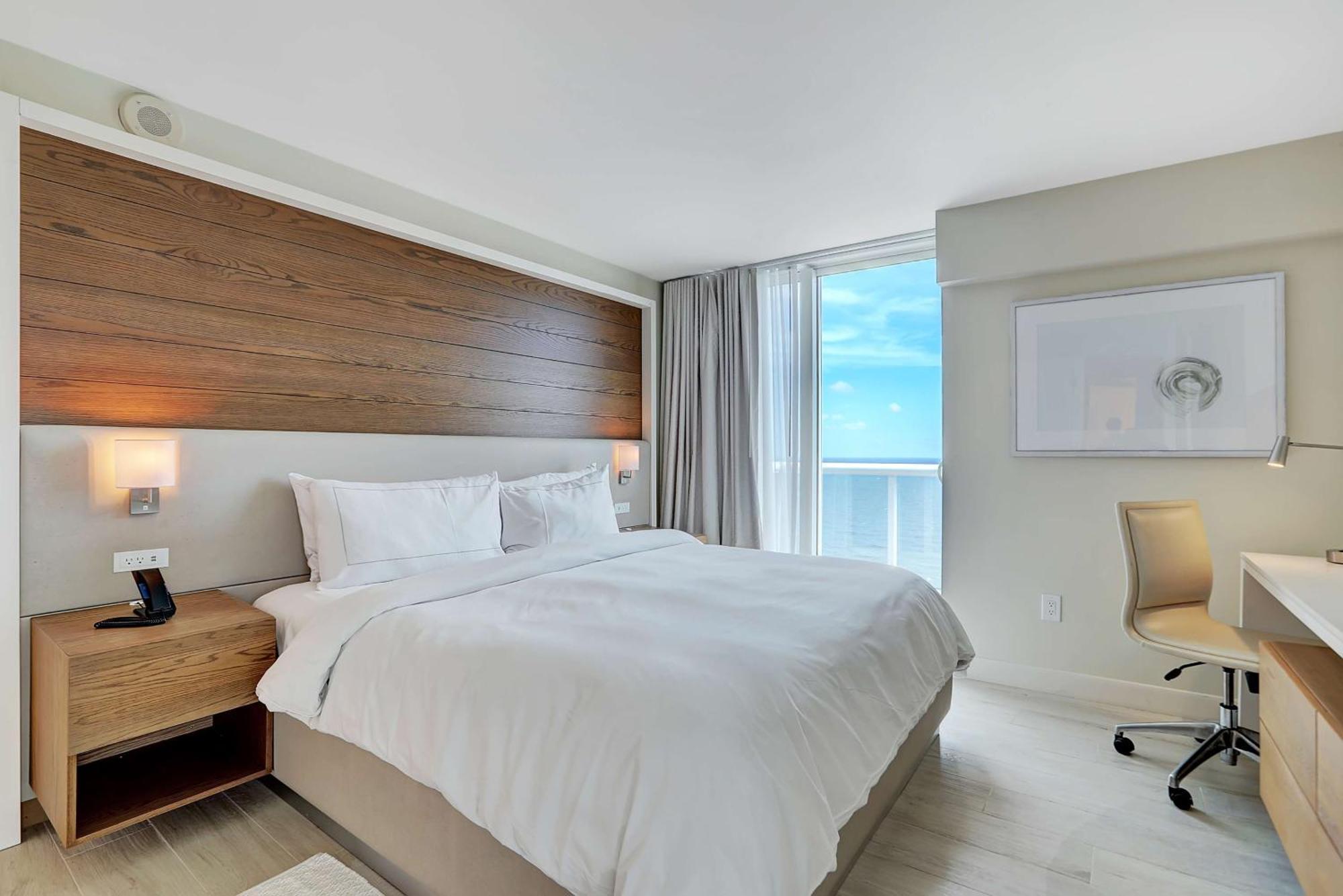 Beach House Fort Lauderdale, A Hilton Resort Exterior photo