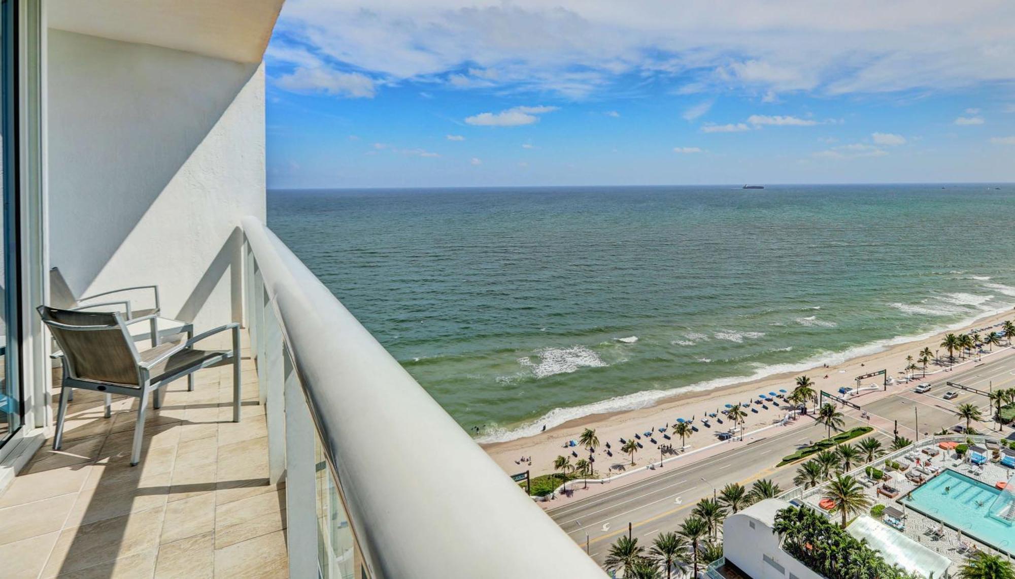 Beach House Fort Lauderdale, A Hilton Resort Exterior photo